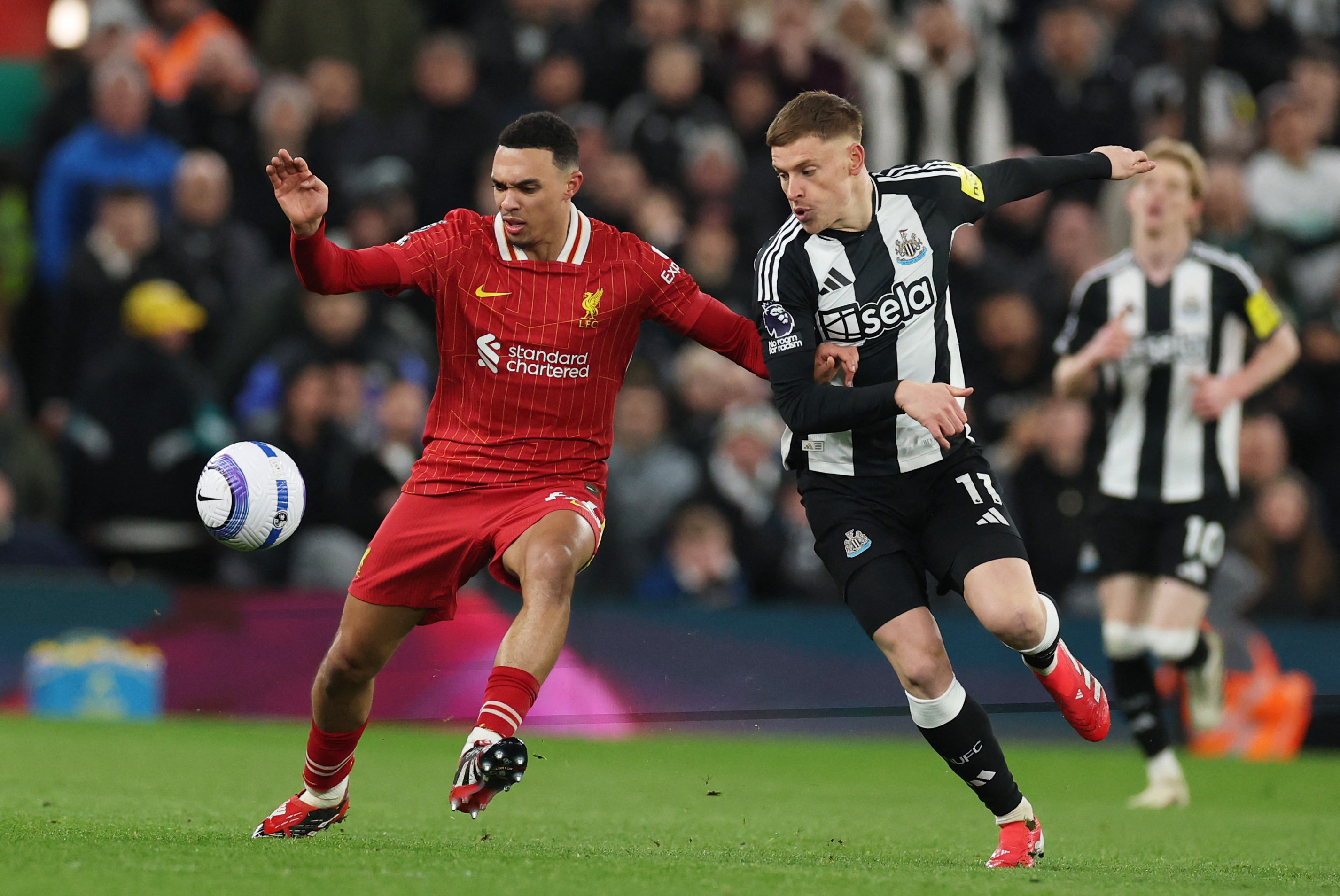 纽卡斯尔联连胜氛围,向英超冠军发起冲击的简单介绍 纽卡斯尔联连胜氛围,向英超冠军发起冲击的简单介绍