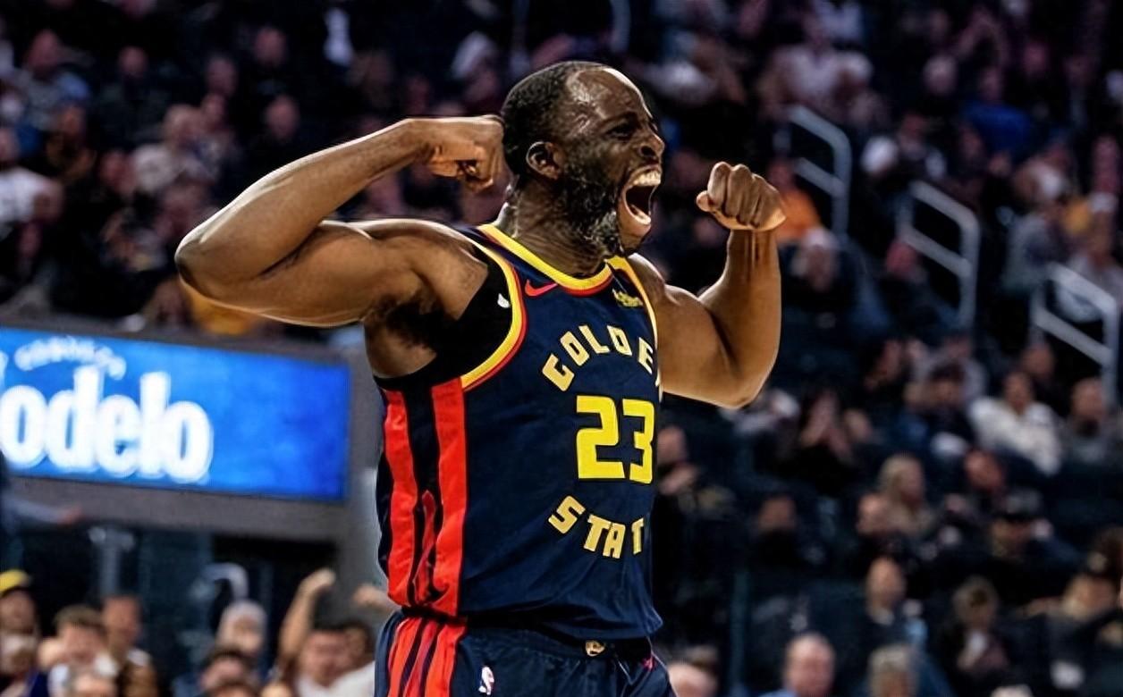 勇士客场击败尼克斯，库里神奇逆转带队获胜