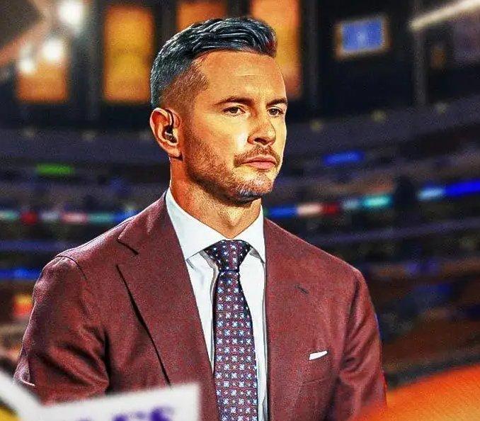 湖人队主教练华特遭到球迷批评