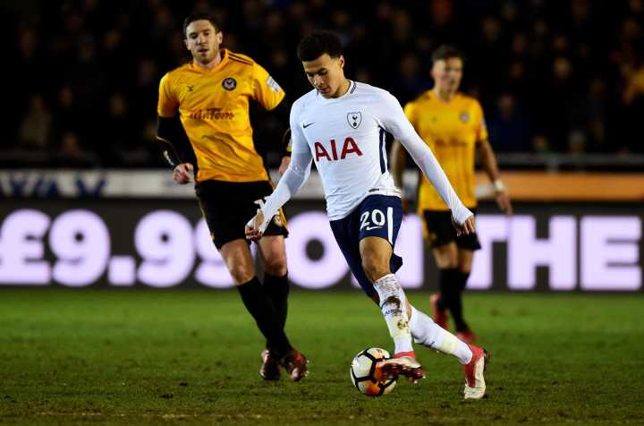 包含沃尔夫斯堡再度告捷，积极追赶中游位置的词条