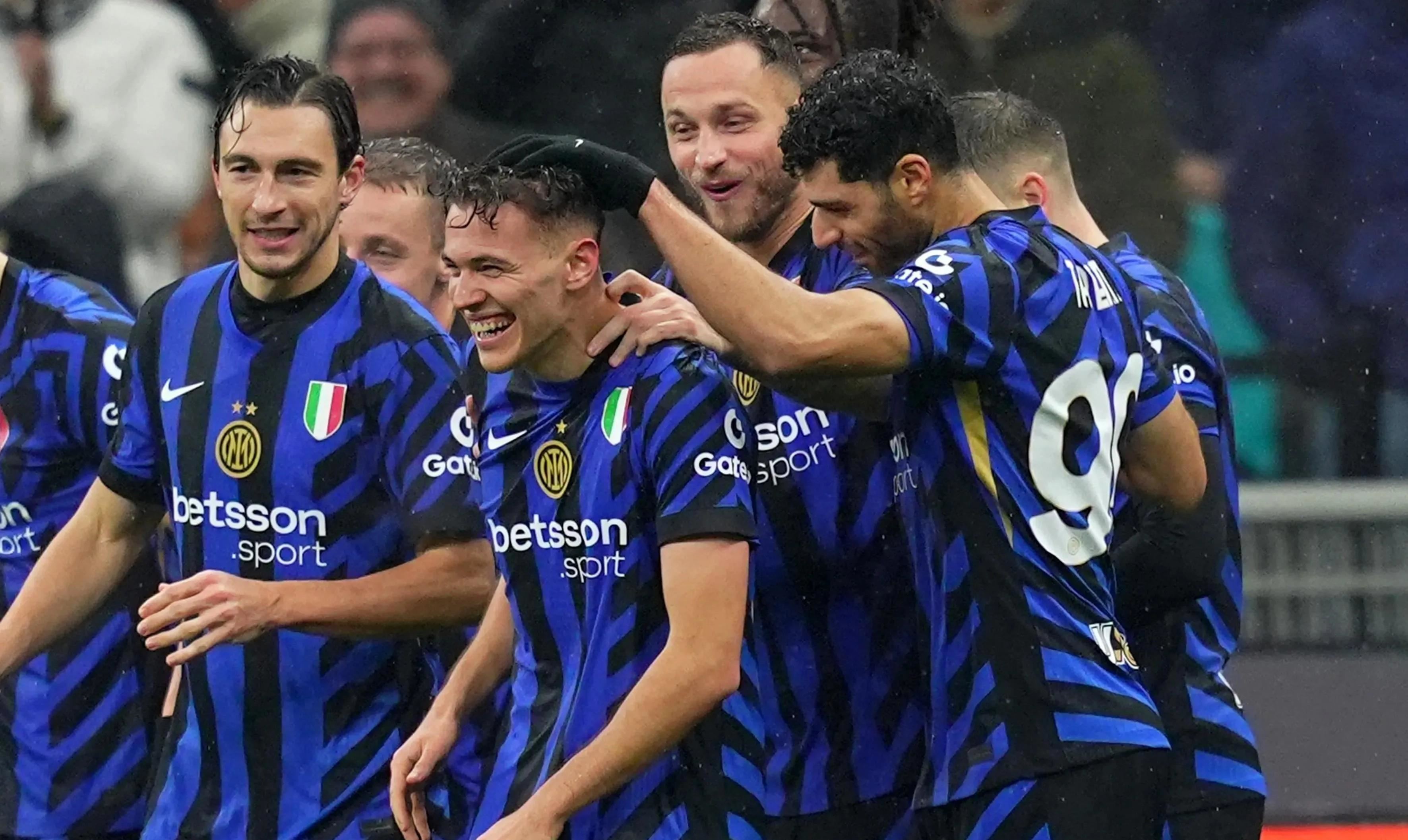 国米前锋梅开二度，助球队连胜收官