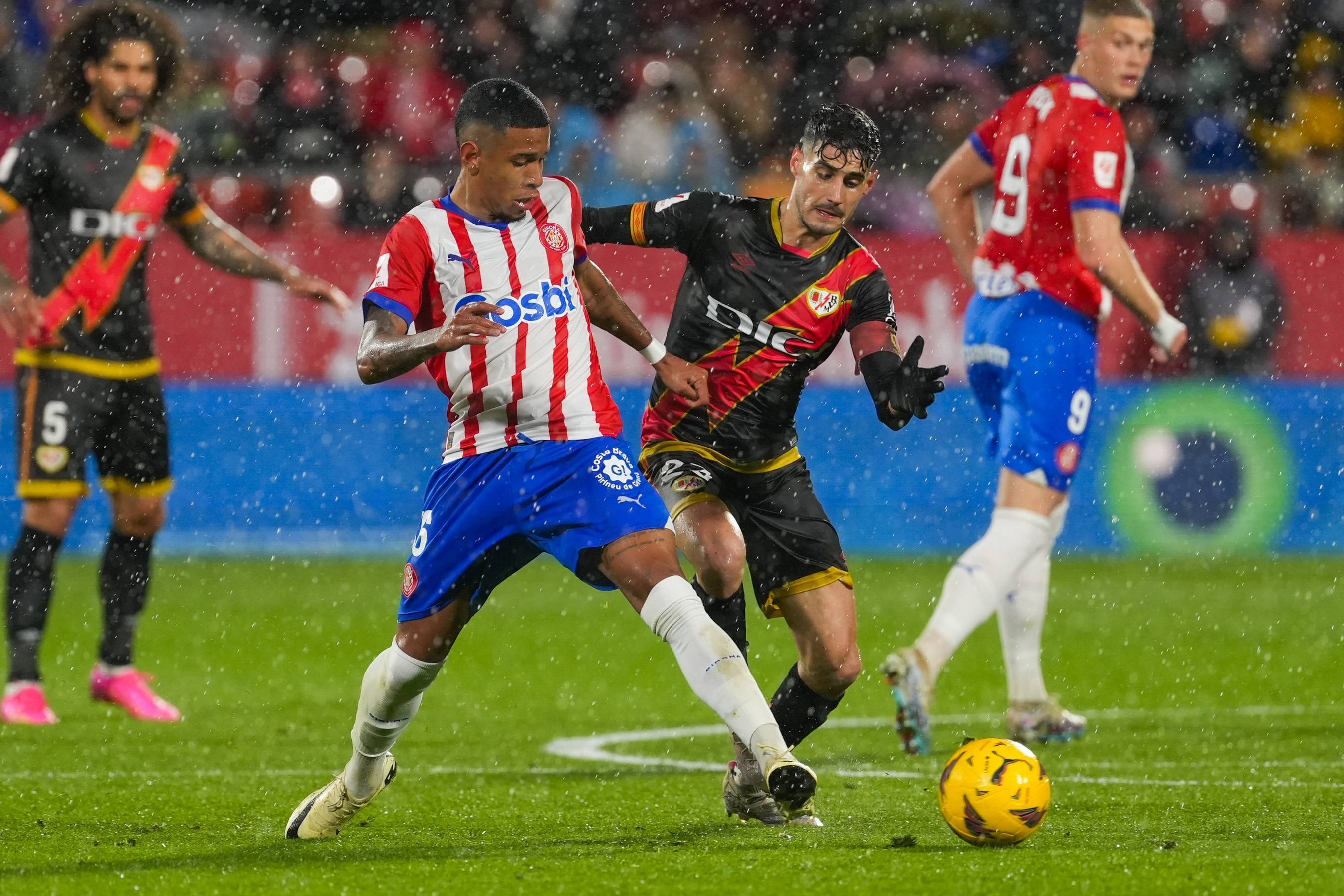 萨索洛客场逼平拉齐奥，保持不败纪录的简单介绍