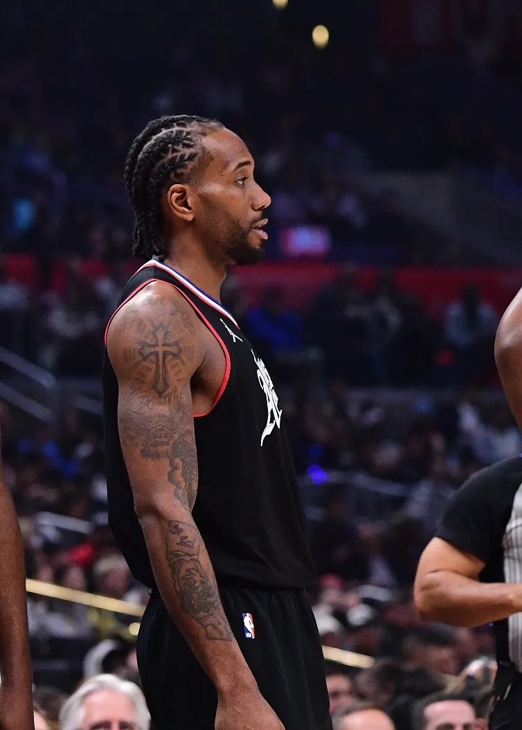 -快船擒掘金，莱昂纳德神勇引领球队取得胜利的简单介绍