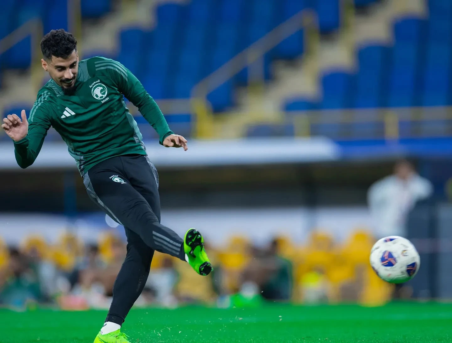 九游体育官网-沙特球队在比赛中展现出色发挥！