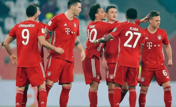 莱比锡红牛大胜希克和海伦芬，冲至榜首