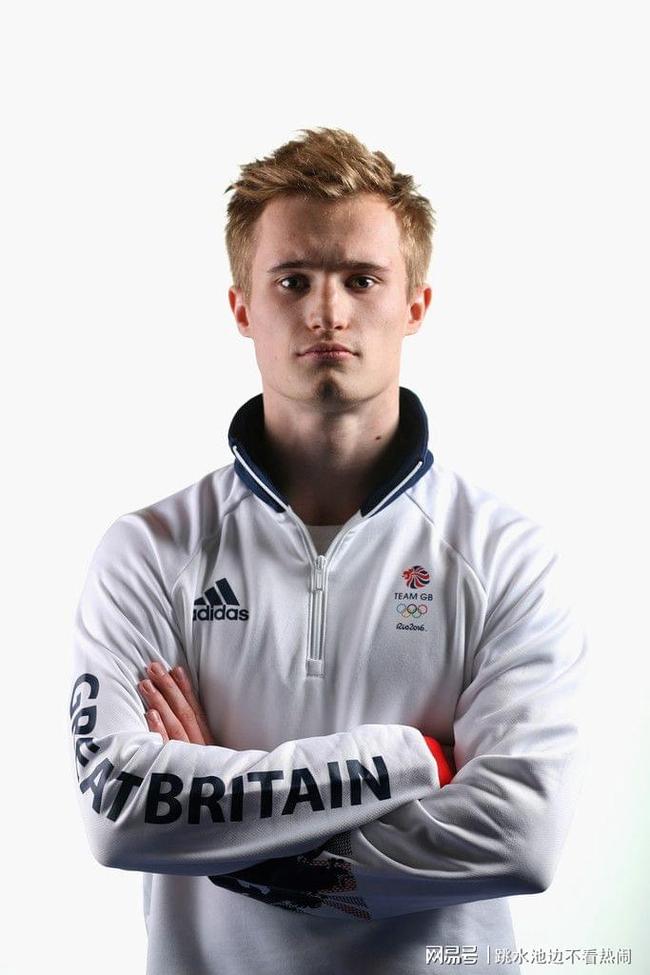 包含意大利跳水名将稳夺金牌精彩表演赢得掌声的词条 包含意大利跳水名将稳夺金牌精彩表演赢得掌声的词条