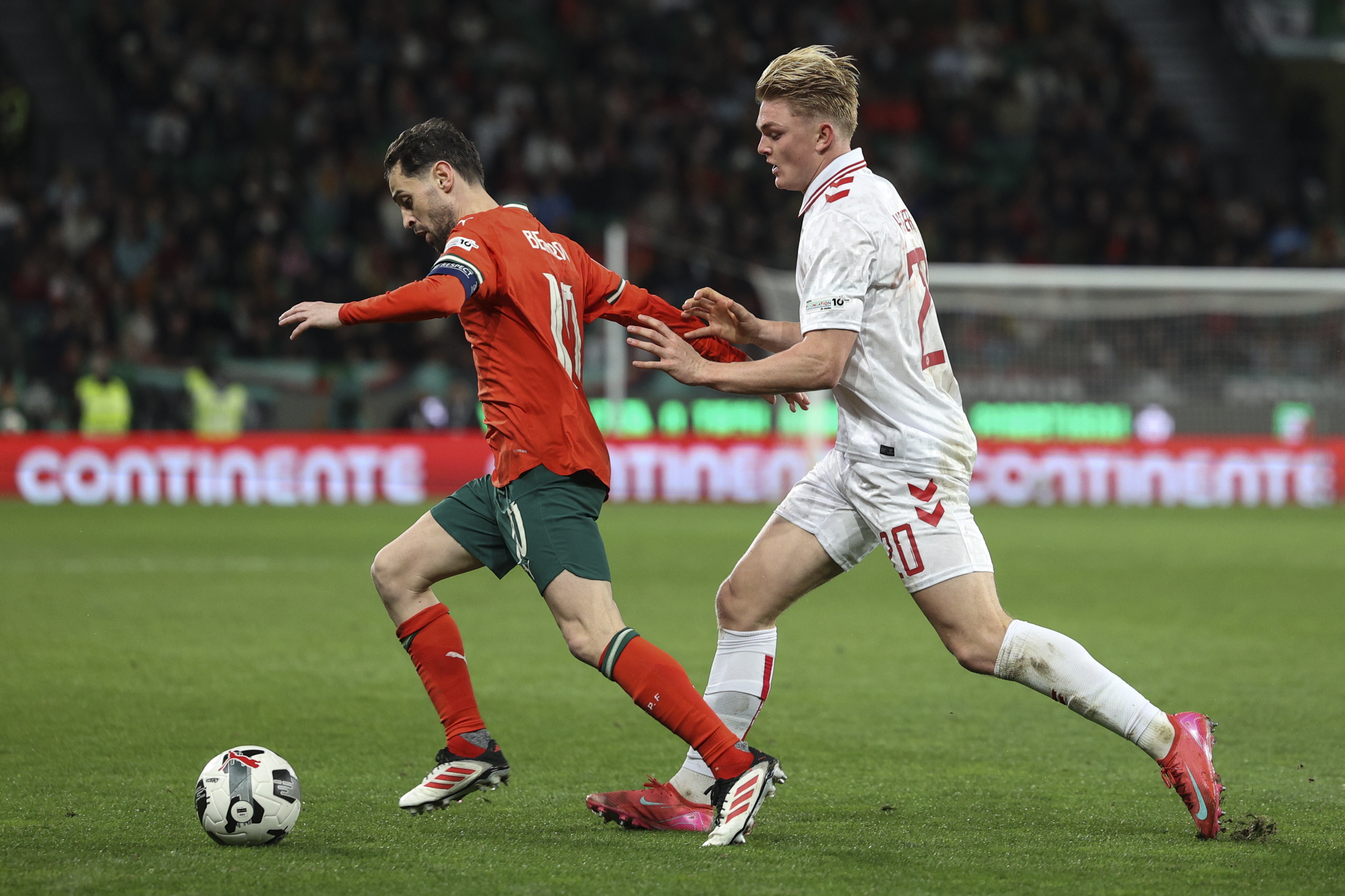 九游体育官方登录入口-葡萄牙力克荷兰，晋级欧预赛四强！的简单介绍