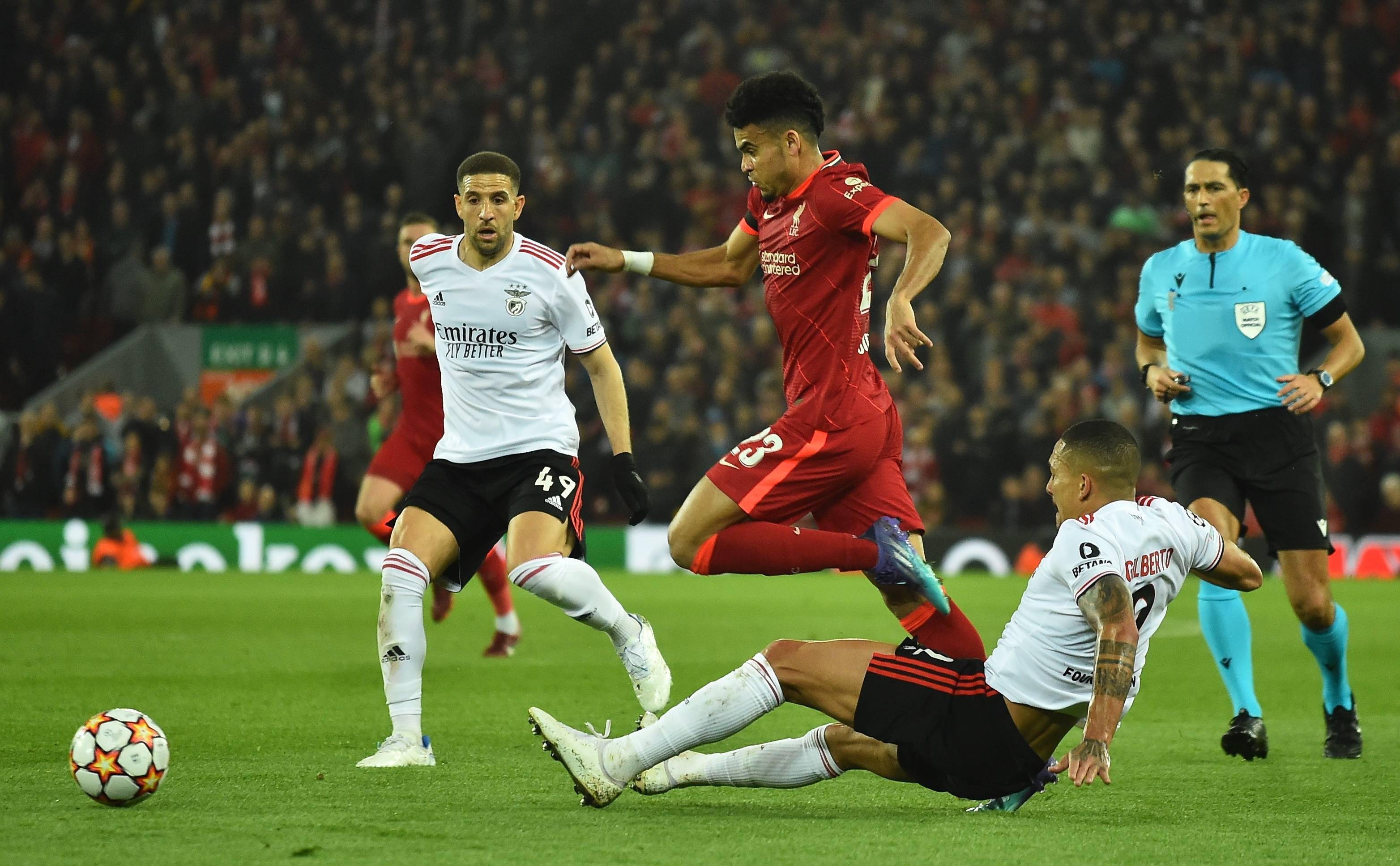 九游体育网页版入口-利物浦凭借客场优势，晋级欧冠四强的简单介绍